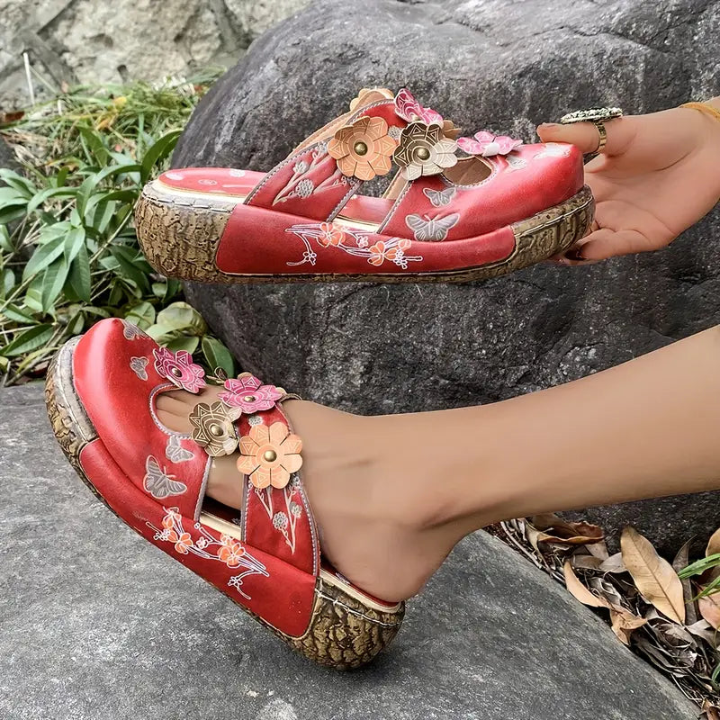 Nolene™ – Retro røde blomstersandaler i skinn