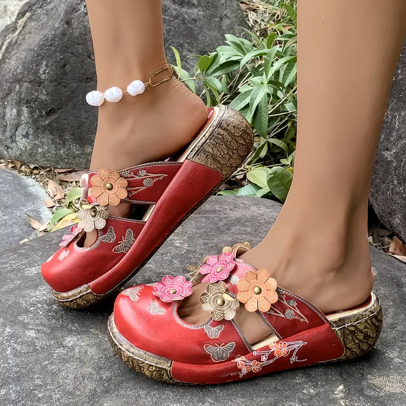Nolene™ – Retro røde blomstersandaler i skinn