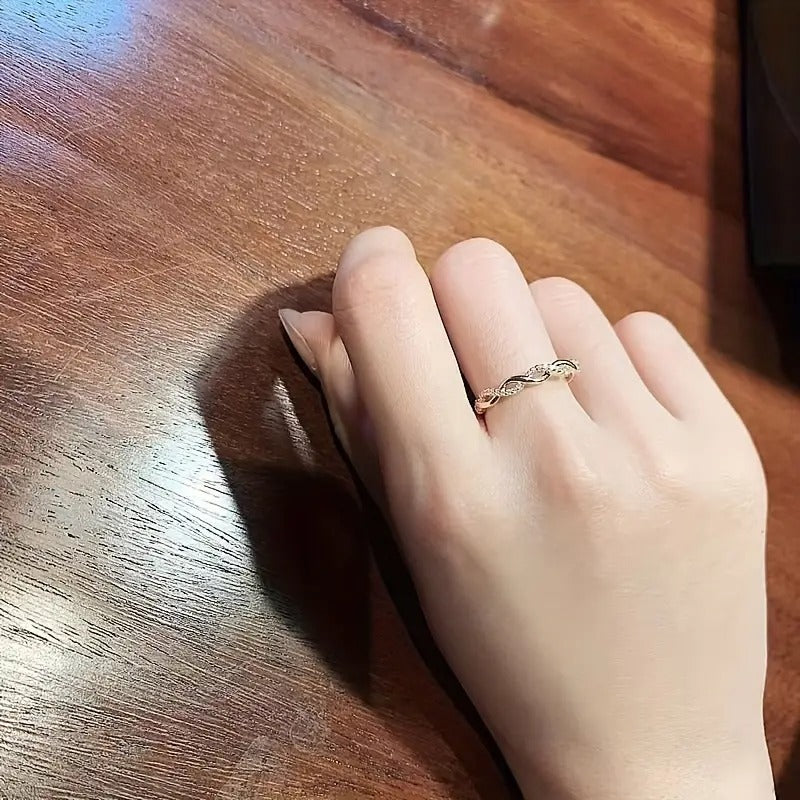Vridd eleganse-ring | Sammen mot brystkreft