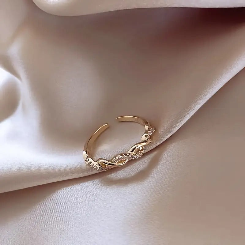 Vridd eleganse-ring | Sammen mot brystkreft