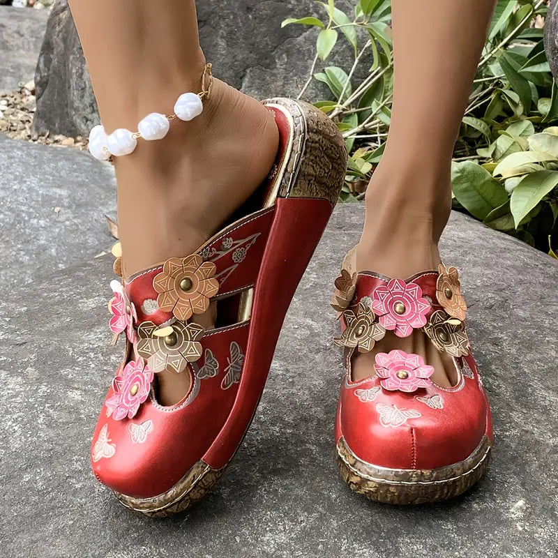 Nolene™ – Retro røde blomstersandaler i skinn