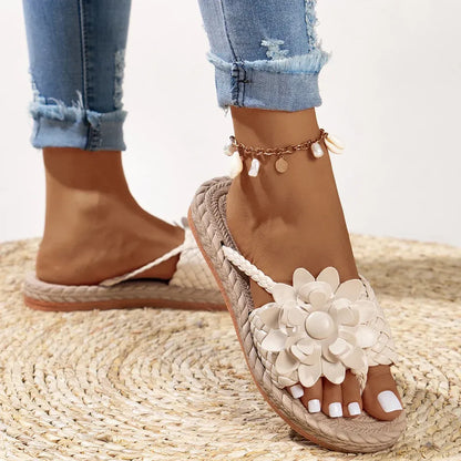 Wilma™ - Stilige, blomstrete sandaler